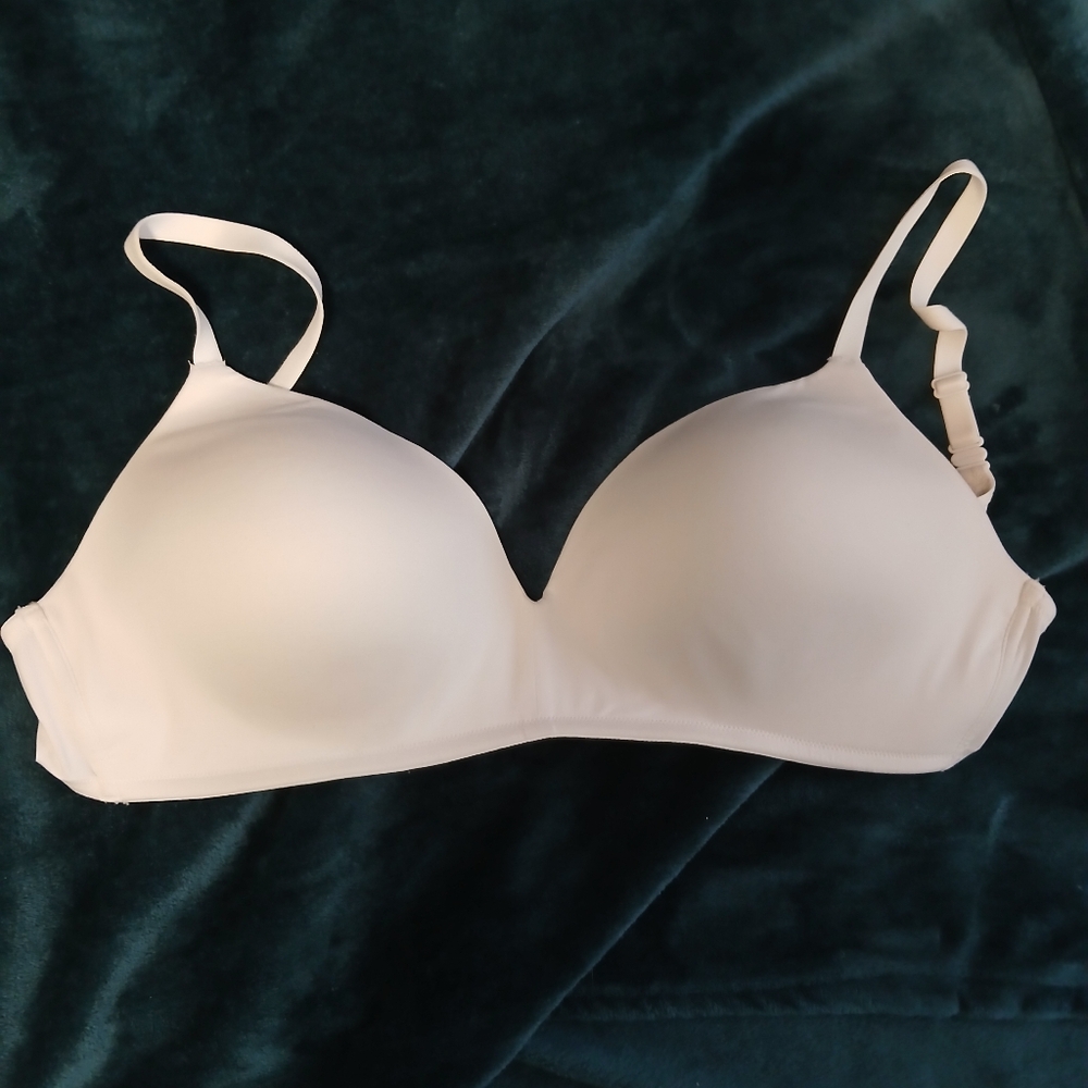 White Wireless Bra 38DD